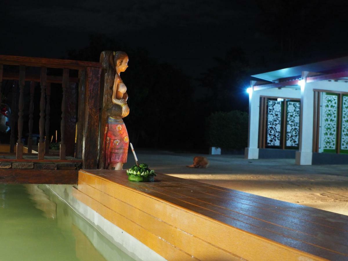 Chomduen Phu Kao Resort Non Sang Esterno foto